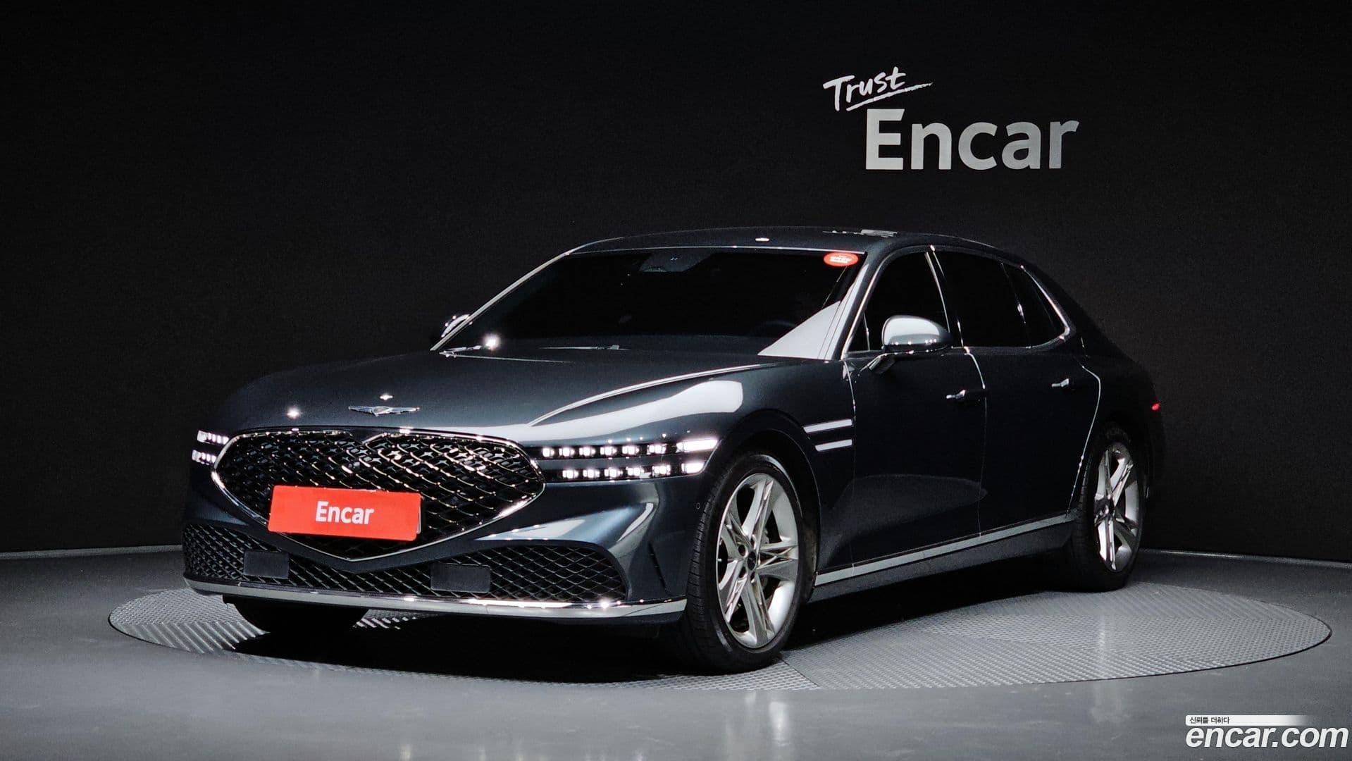 Main__Slider__Photo:G90 Genesis 2022.3-0