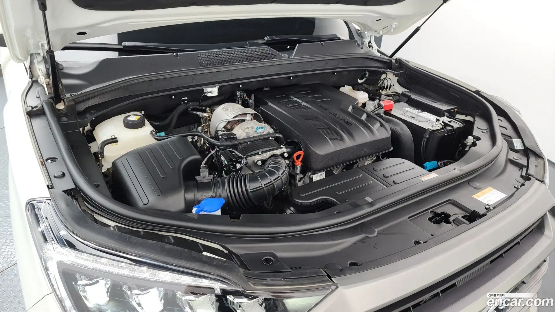 Rexton KG Mobility 2025.2-OUTER-006