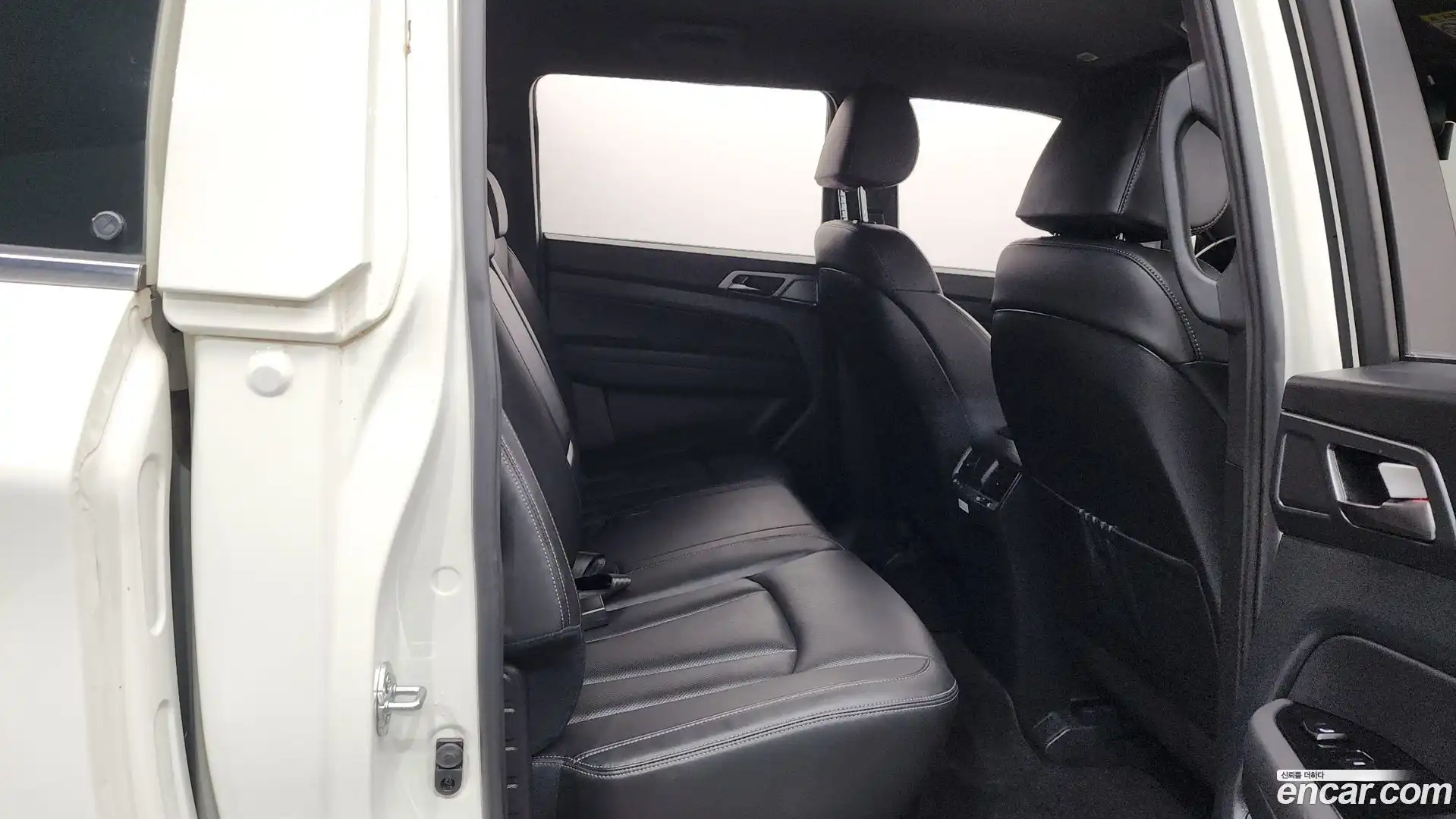 Rexton KG Mobility 2025.2-OPTION-015