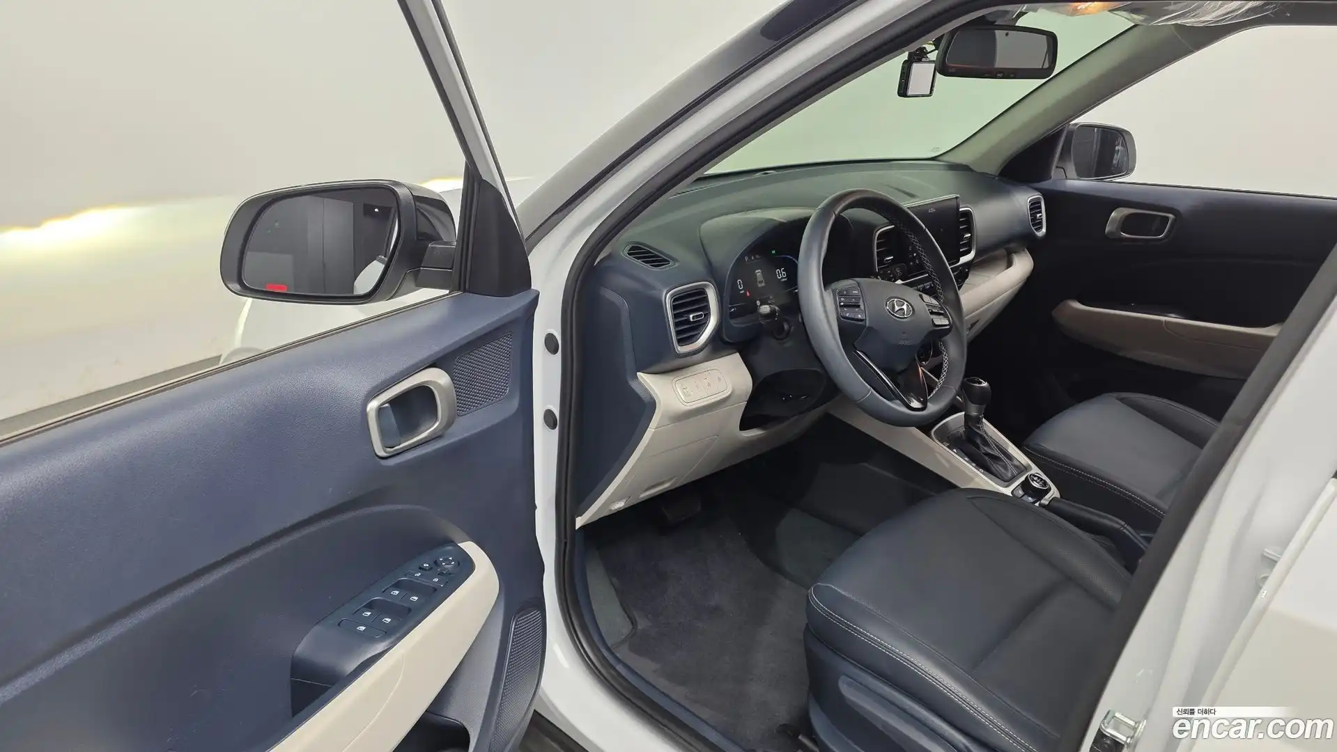 Venue Hyundai 2025.6-INNER-010