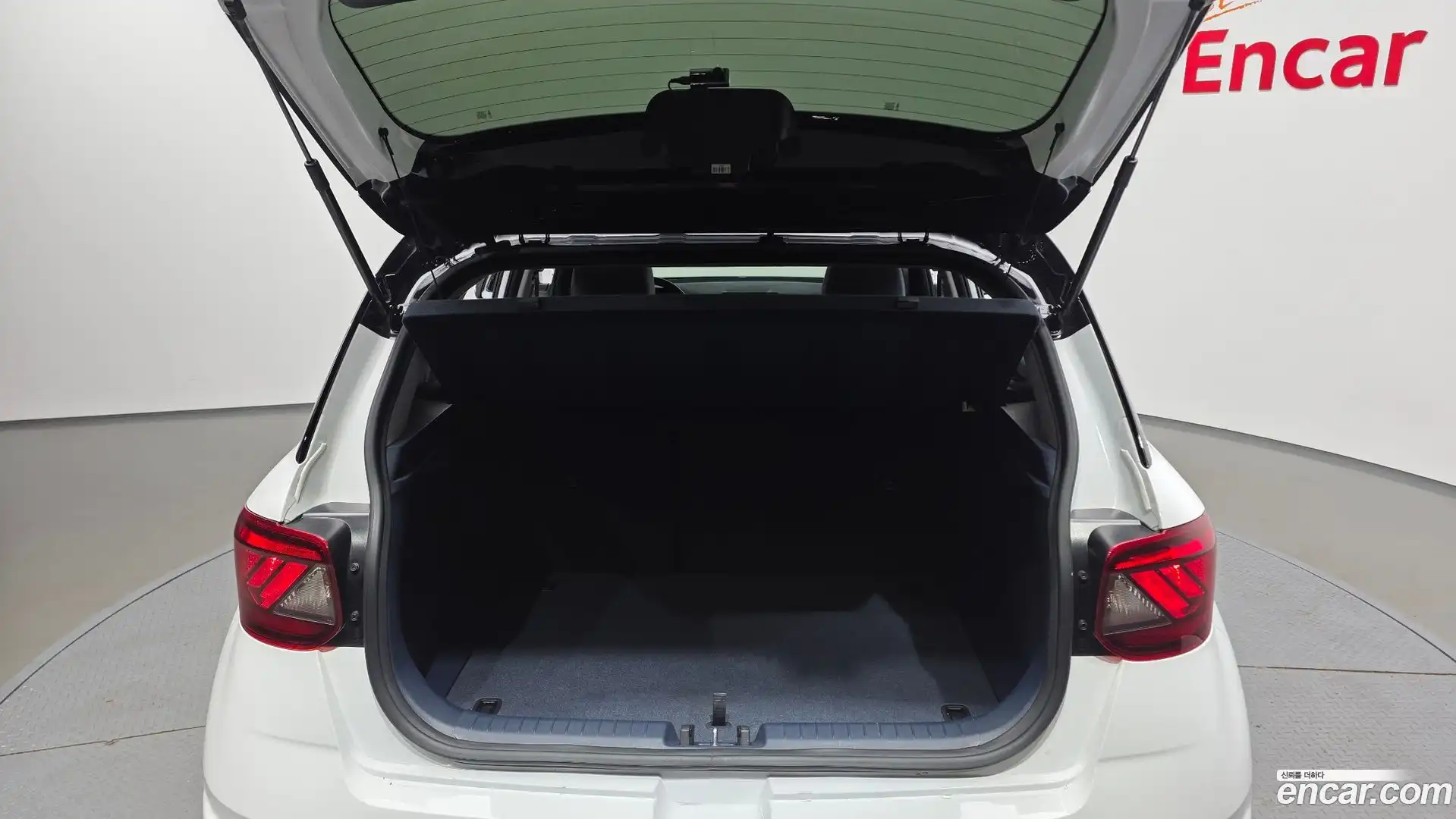 Venue Hyundai 2025.6-OPTION-024