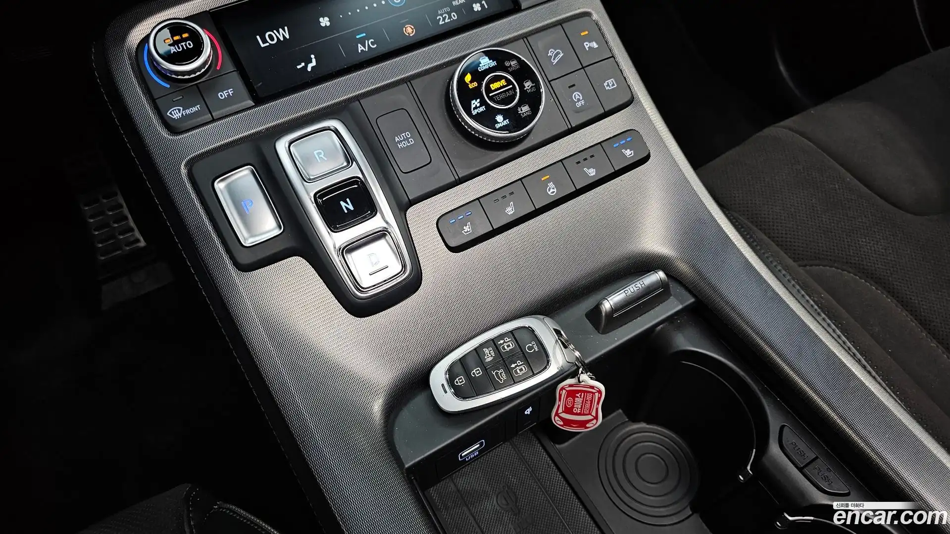 Palisade Hyundai 2024.6-INNER-009