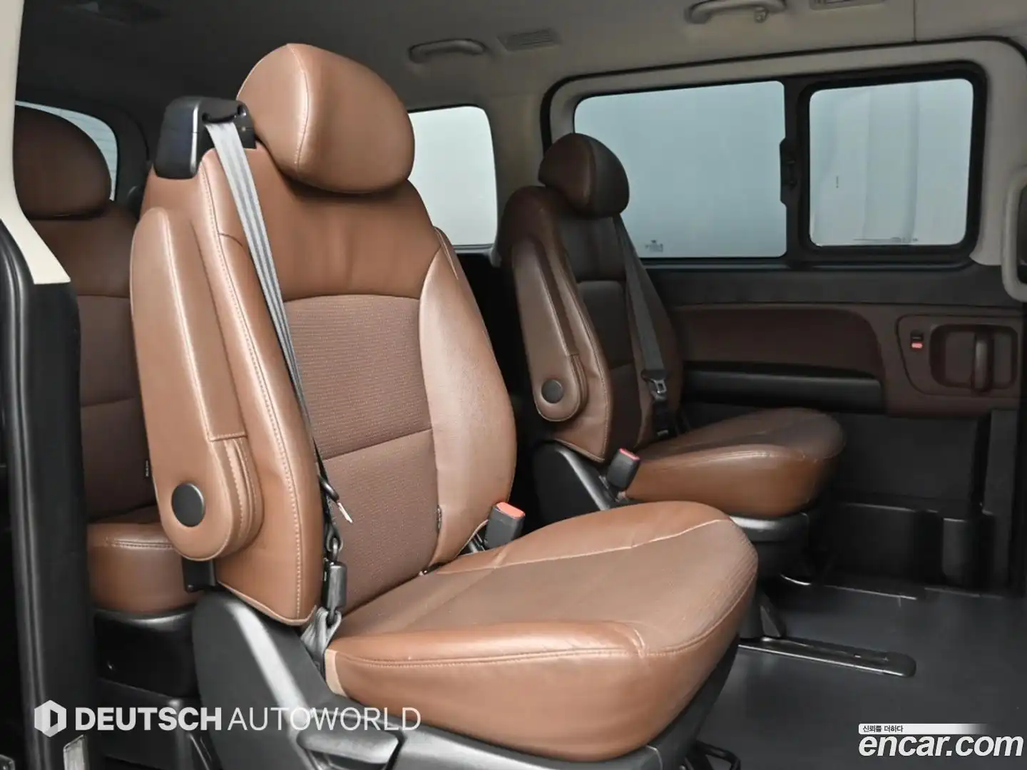 Starex Hyundai 2018.3-OPTION-016