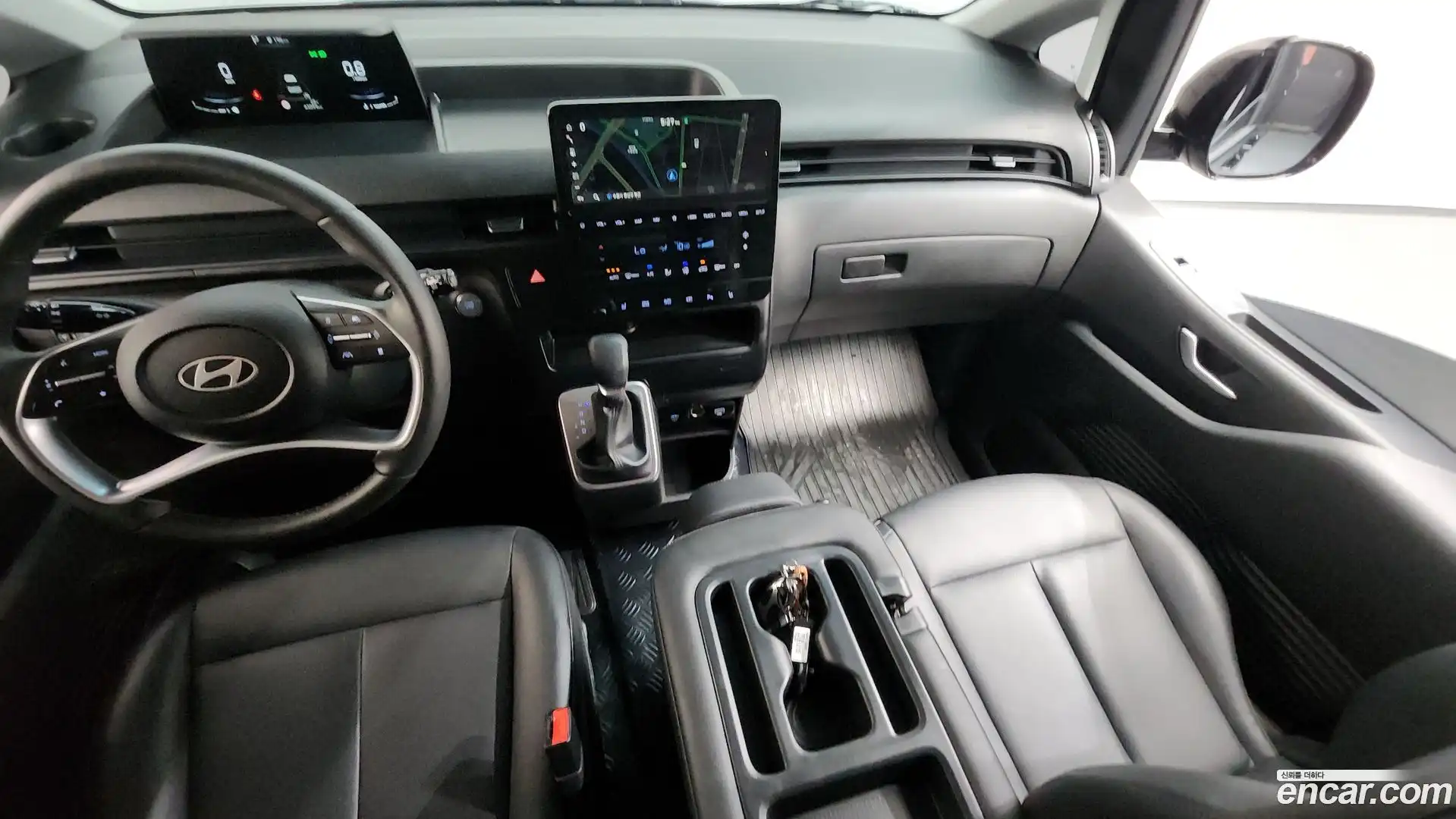 Staria Hyundai 2025.1-INNER-007