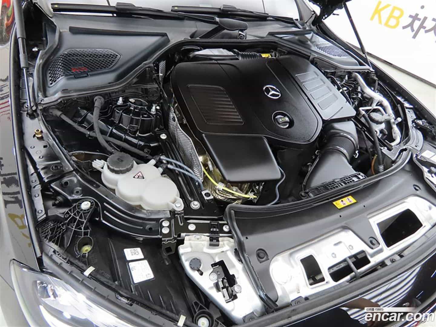 E-Class Mercedes-Benz 2025.9-OPTION-023