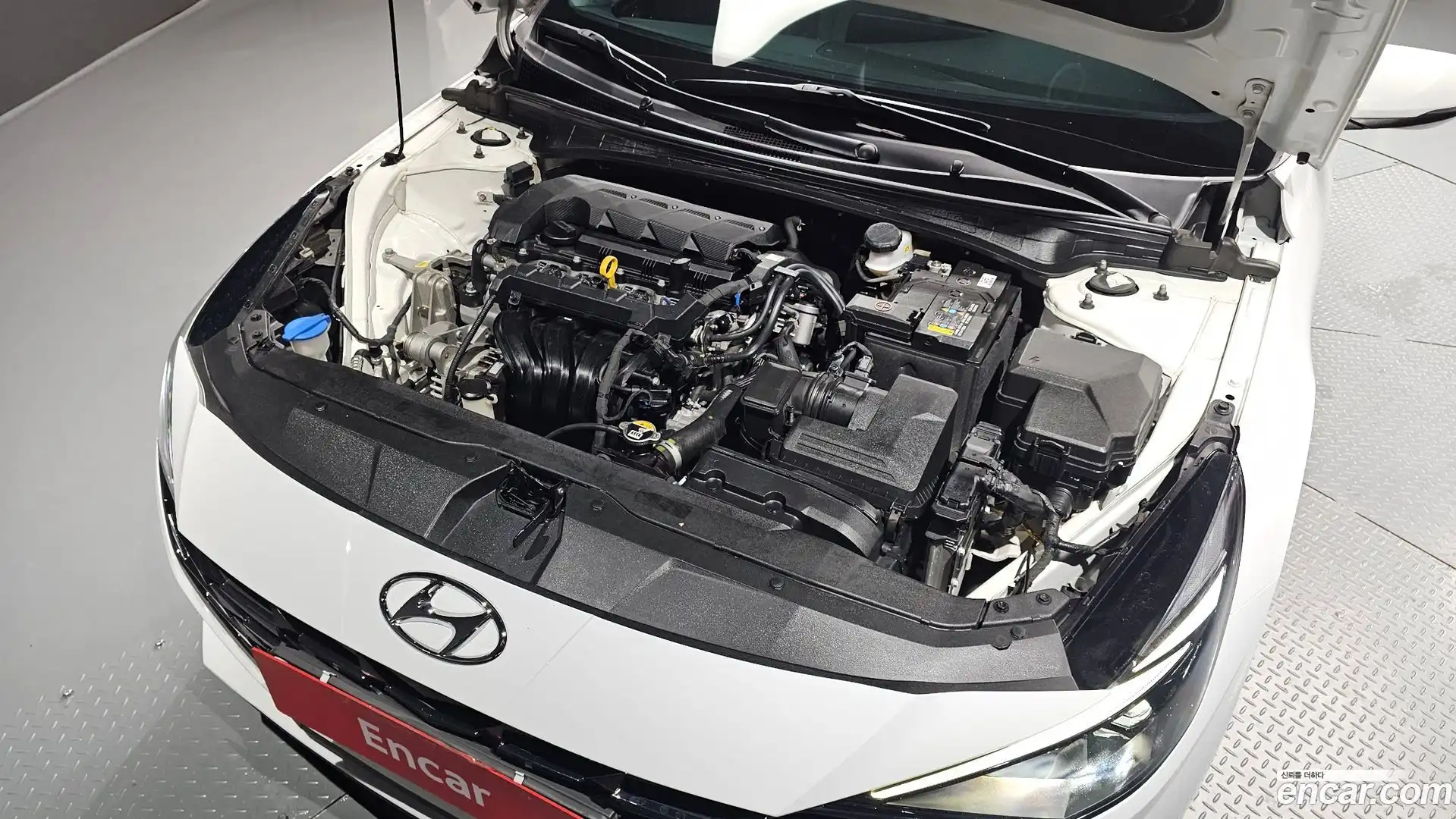 AVANTE Hyundai 2022.2-OUTER-006