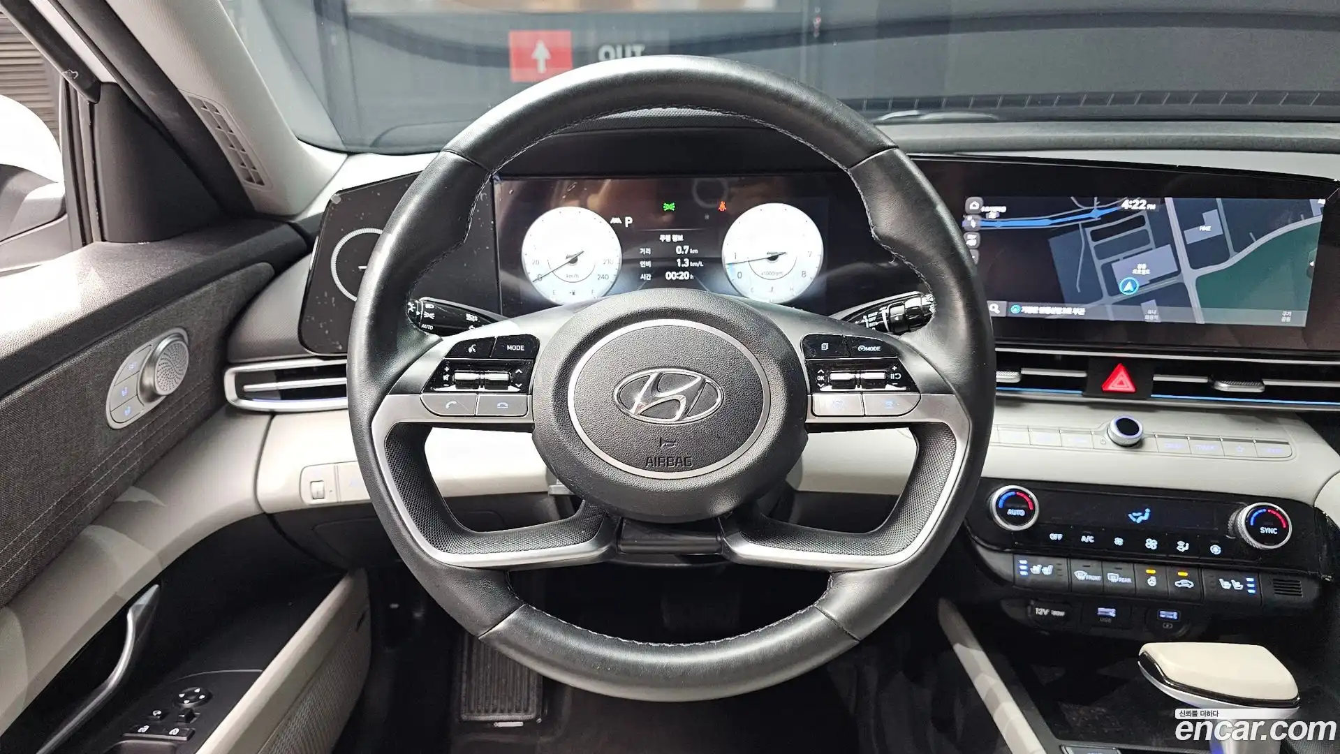 AVANTE Hyundai 2022.2-OPTION-017