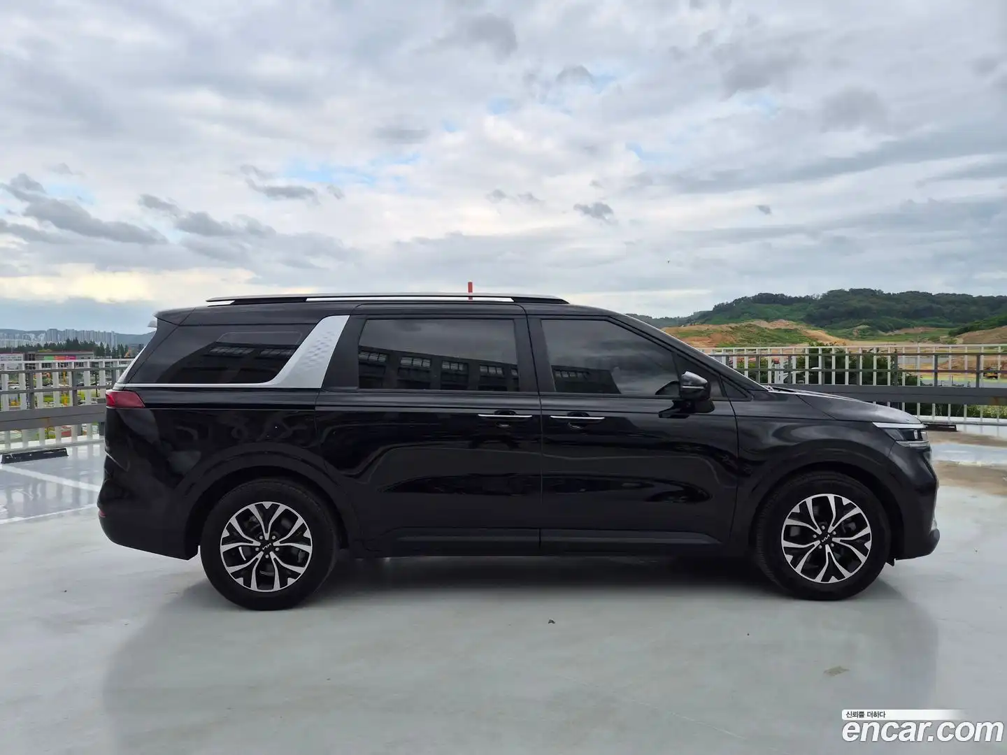 Canival Kia 2023.3-OUTER-003