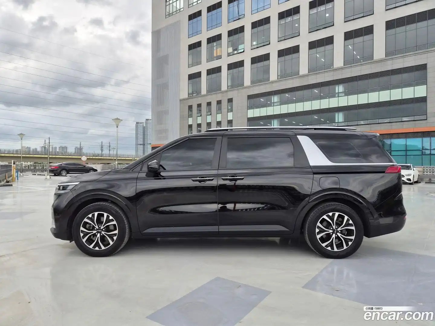 Canival Kia 2023.3-OUTER-005