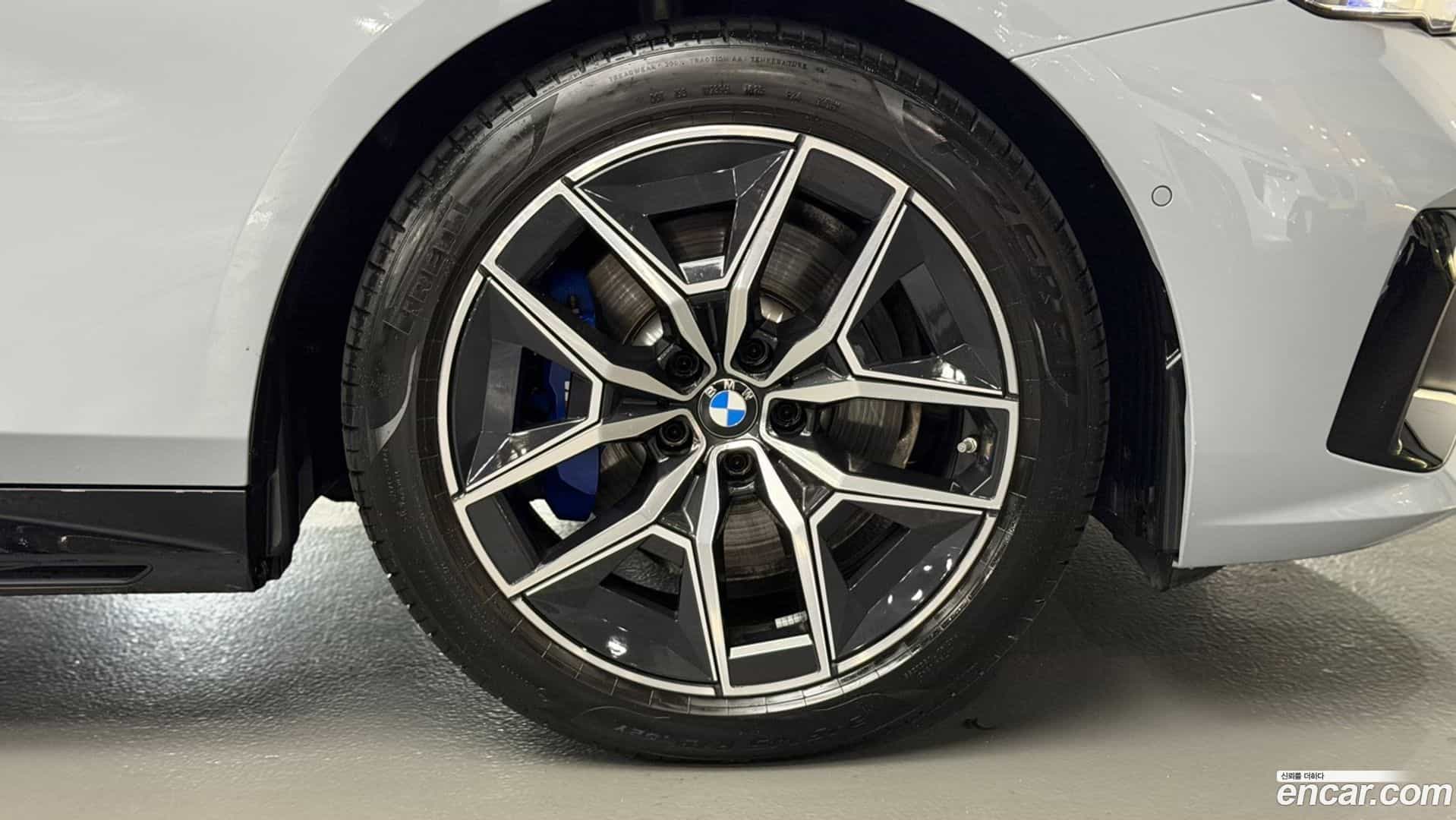 5-Series BMW 2025.9-OUTER-005