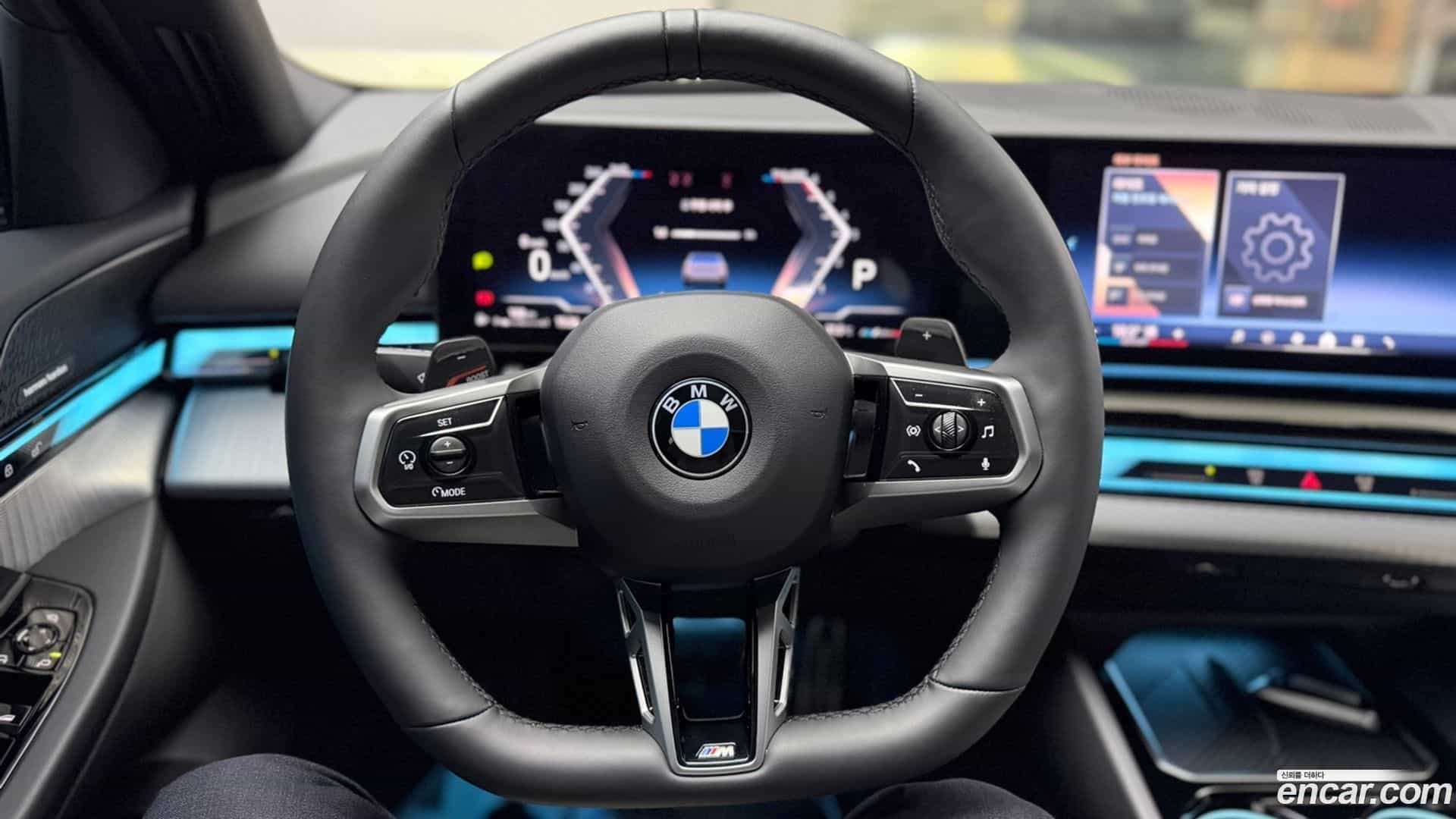 5-Series BMW 2025.9-INNER-010