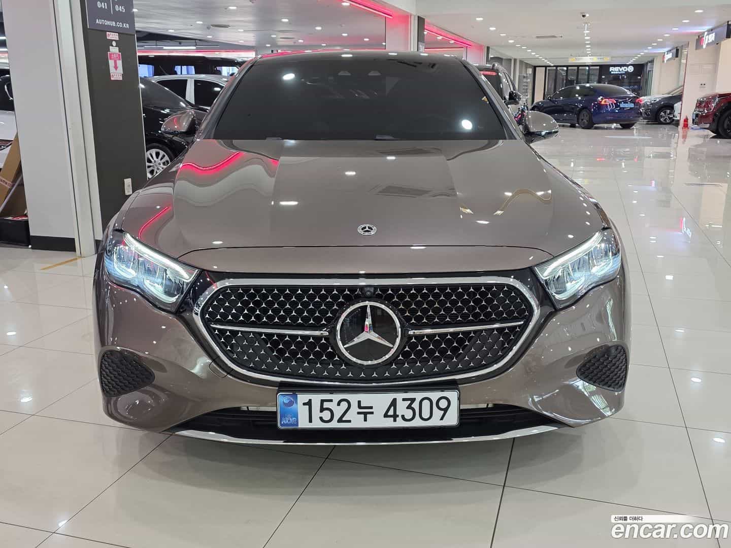 E-Class Mercedes-Benz 2025.6-OUTER-003