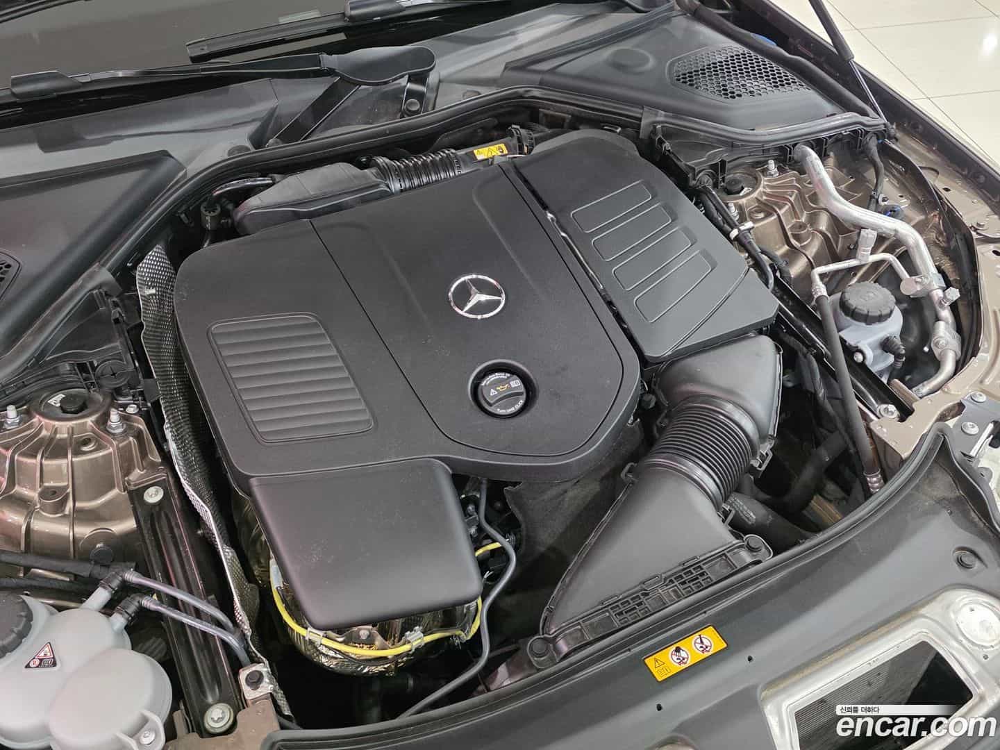 E-Class Mercedes-Benz 2025.6-OUTER-006
