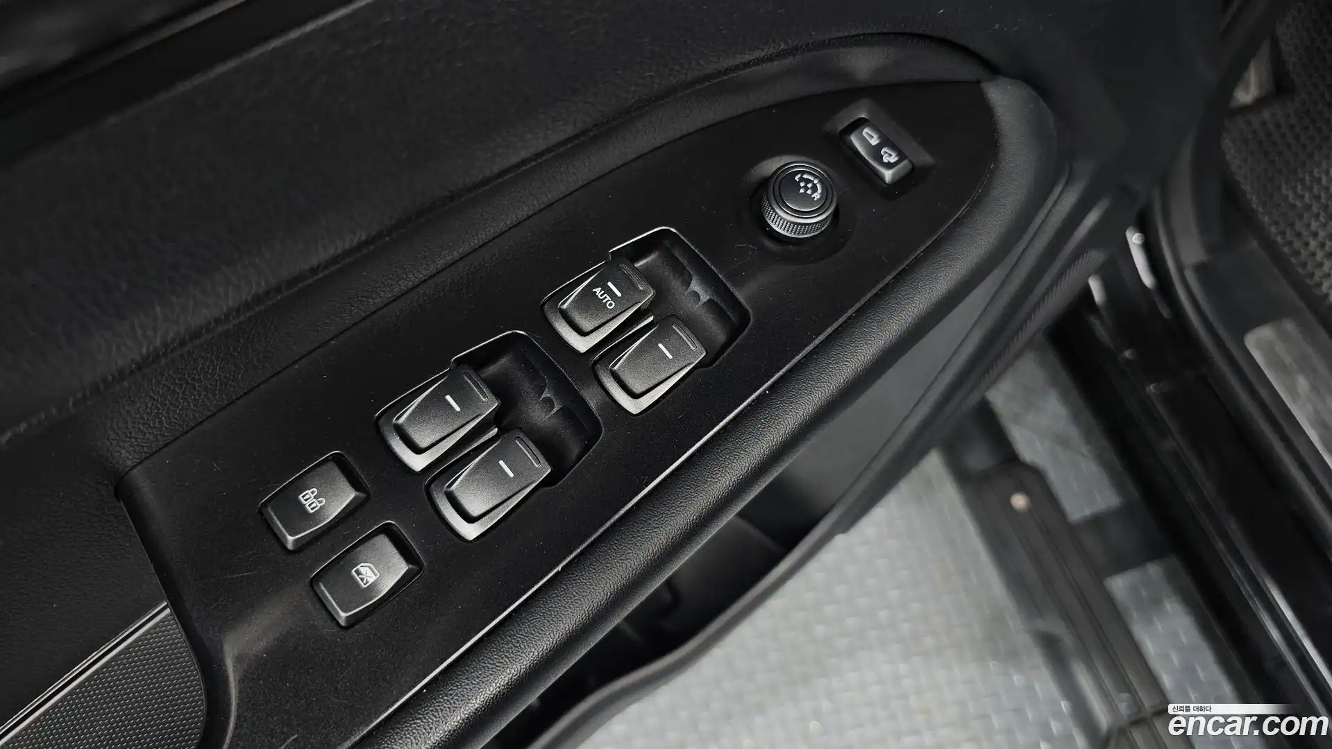 Rexton KG Mobility 2021.0-OPTION-016