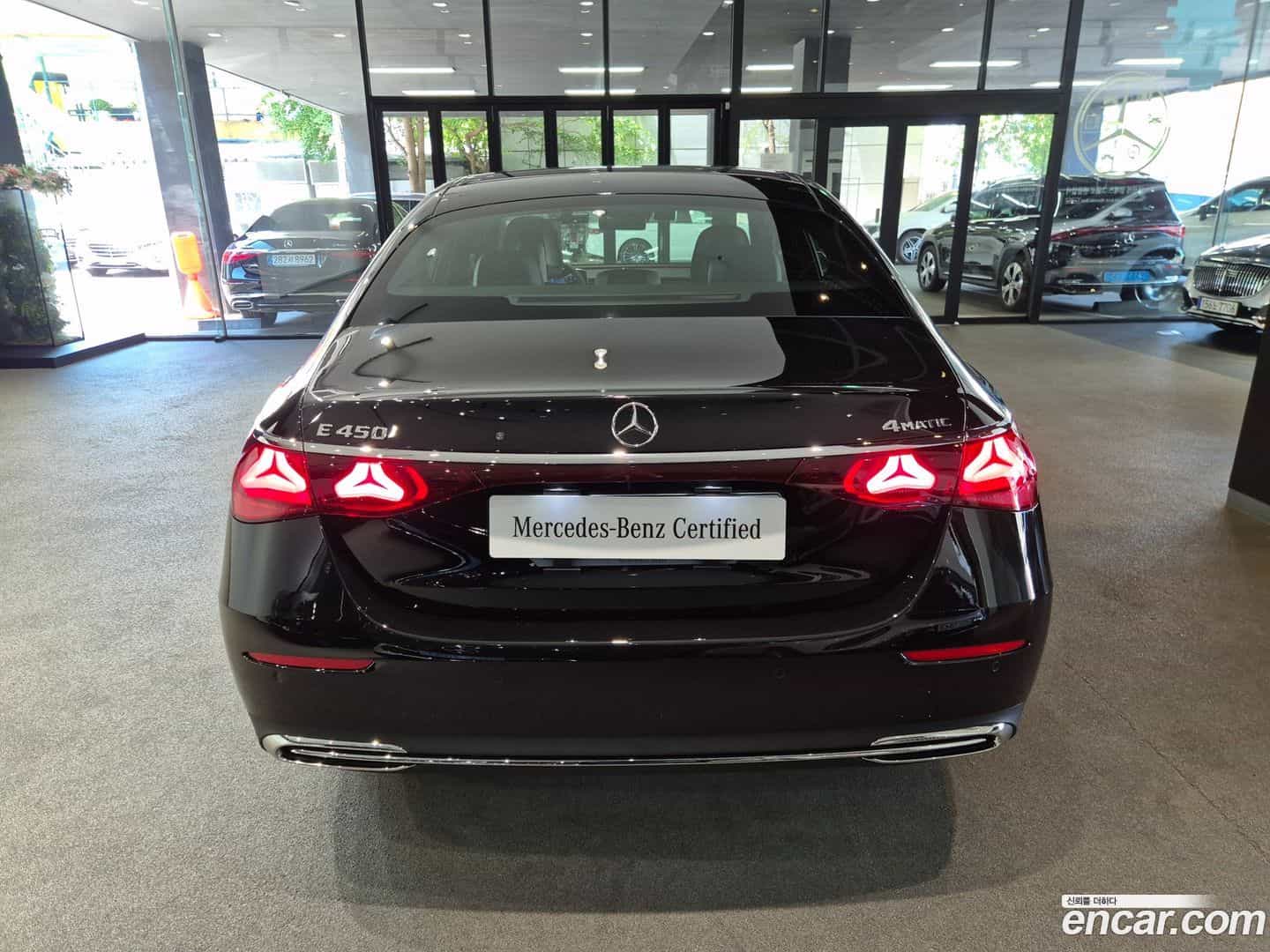 E-Class Mercedes-Benz 2025.11-OUTER-004