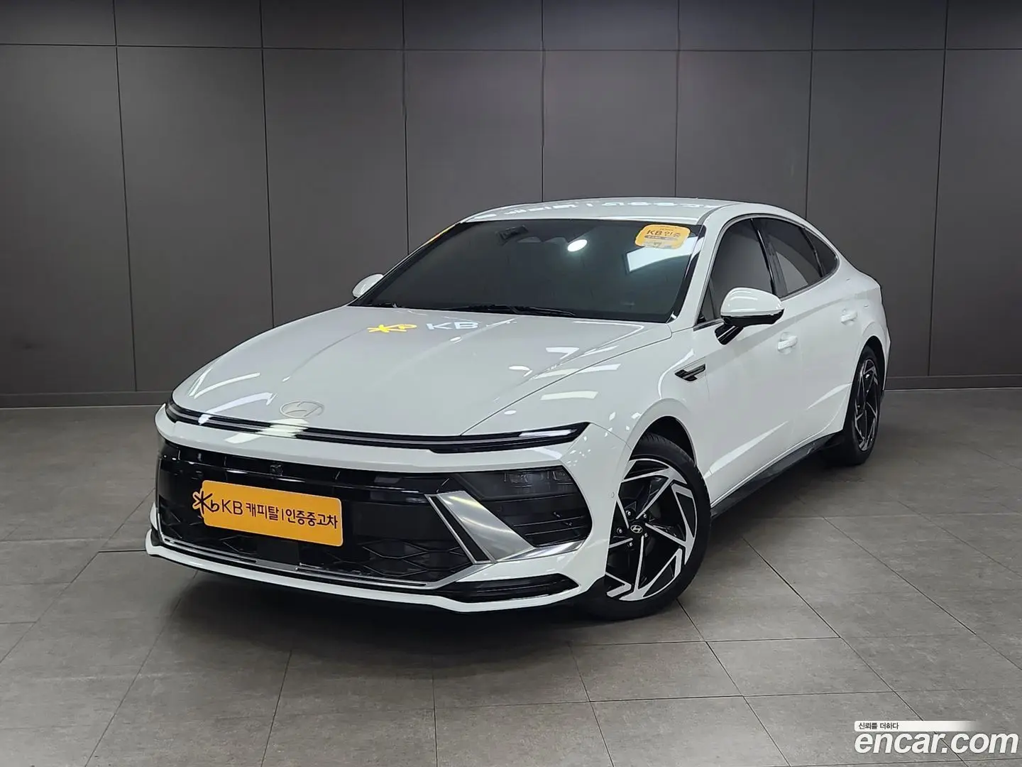 Main__Slider__Photo:Sonata Hyundai 2024.11-0