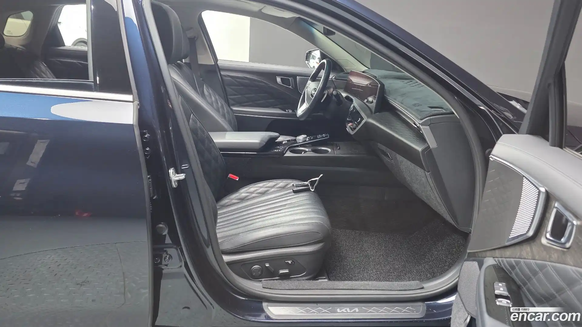 K8 Kia 2021.11-INNER-036