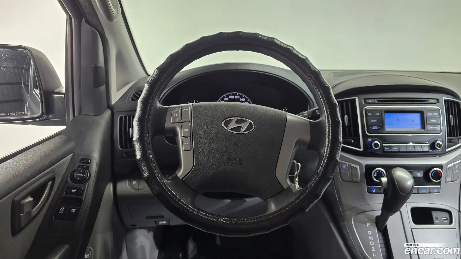 Starex Hyundai 2017.6-OPTION-018