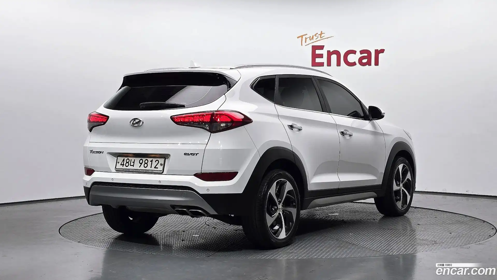 Tucson Hyundai 2016.11-OUTER-002