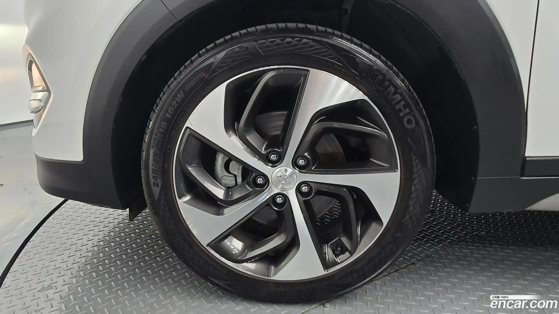 Tucson Hyundai 2016.11-OUTER-005