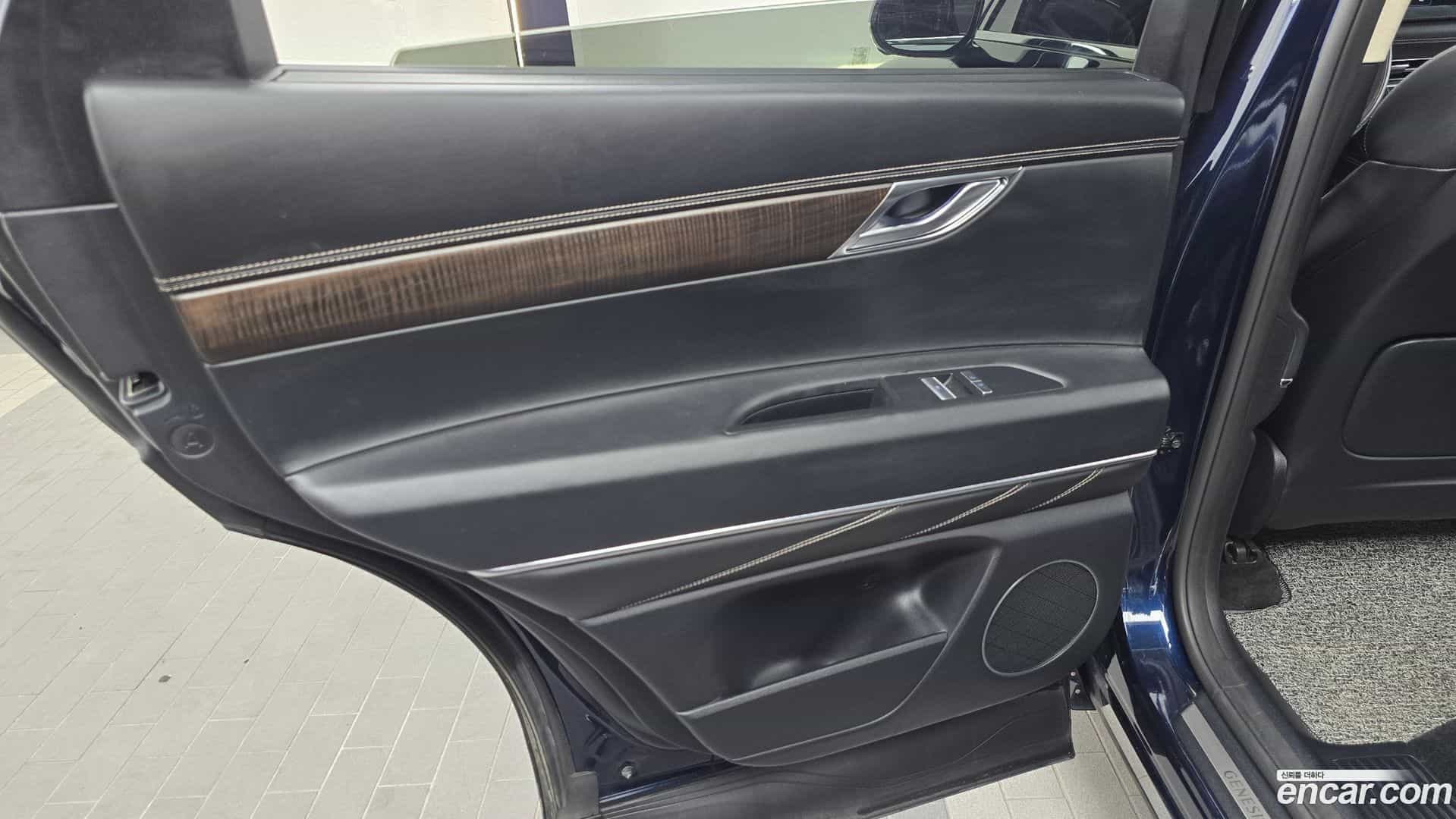 GV80 Genesis 2022.9-INNER-035