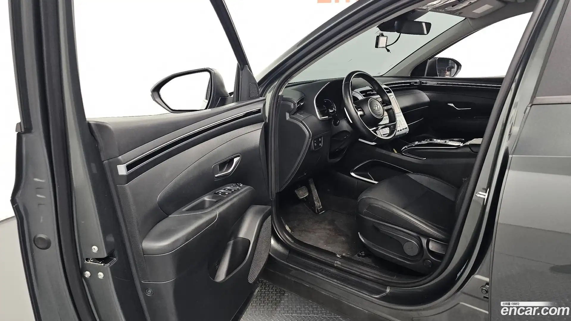 Tucson Hyundai 2021.1-INNER-010