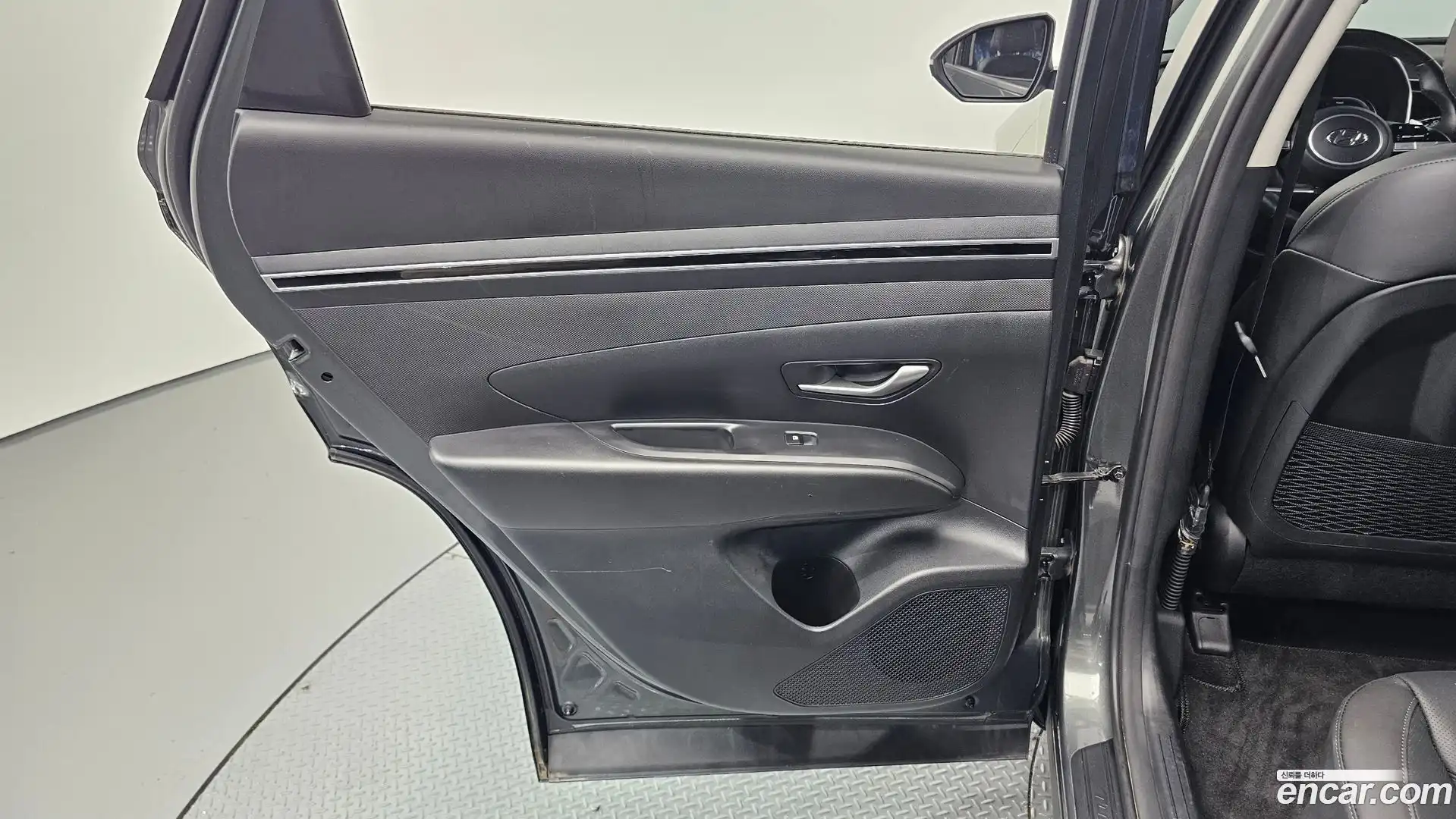 Tucson Hyundai 2021.1-INNER-035