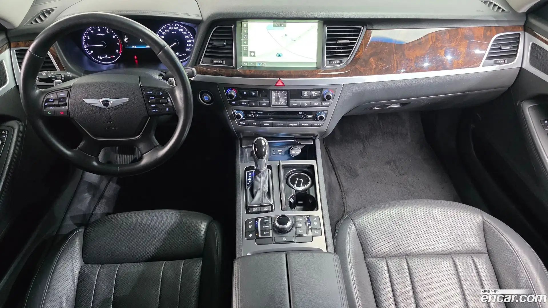 Genesis Hyundai 2014.9-INNER-007