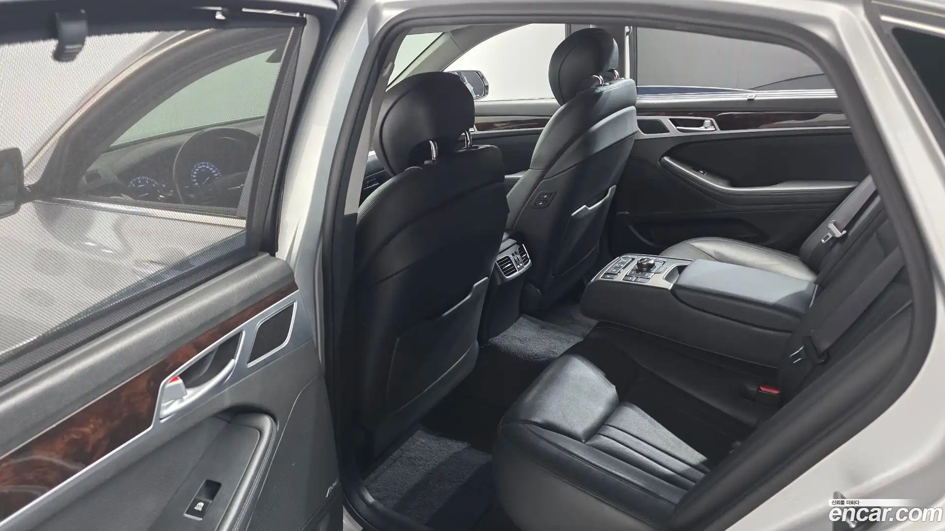 Genesis Hyundai 2014.9-OPTION-021