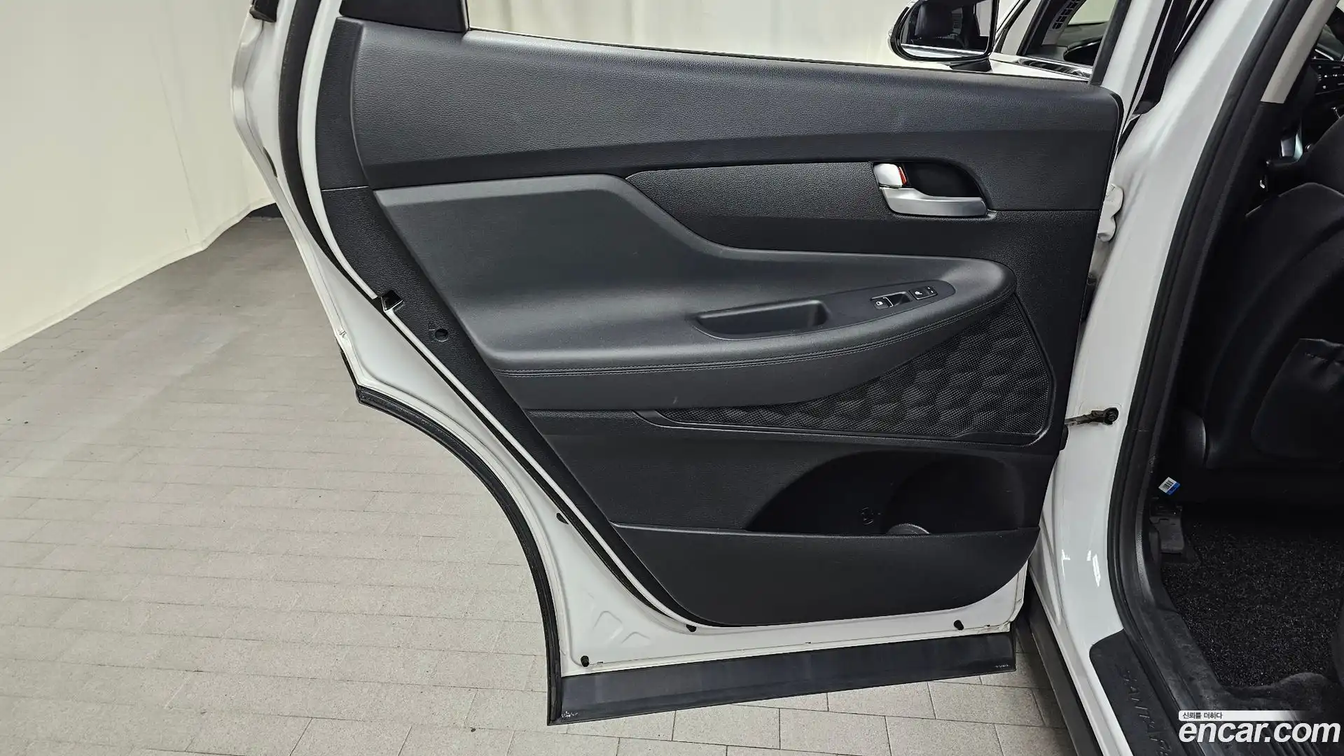 Santafe Hyundai 2018.8-INNER-035