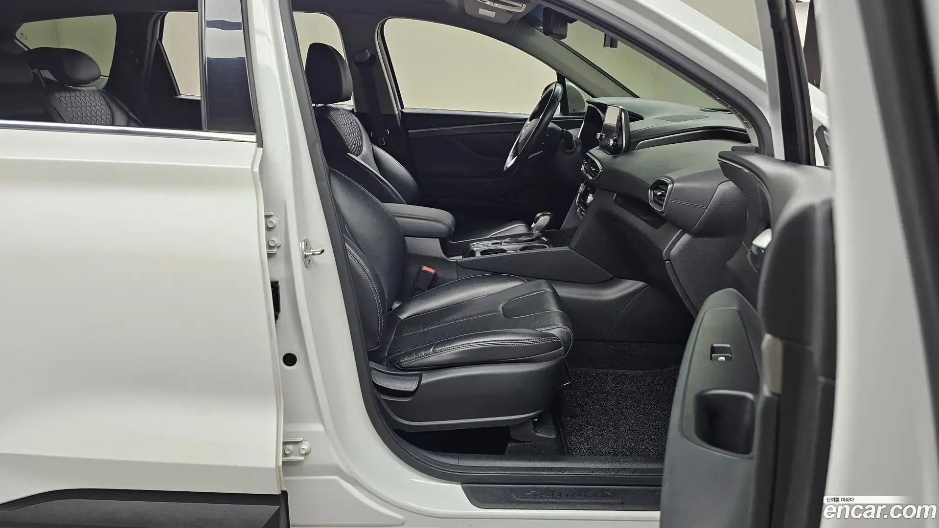 Santafe Hyundai 2018.8-INNER-036