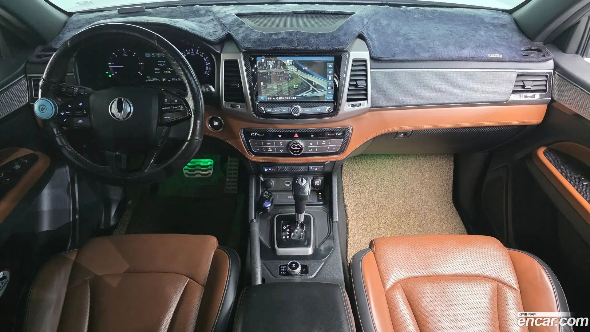 Rexton KG Mobility 2019.0-INNER-007