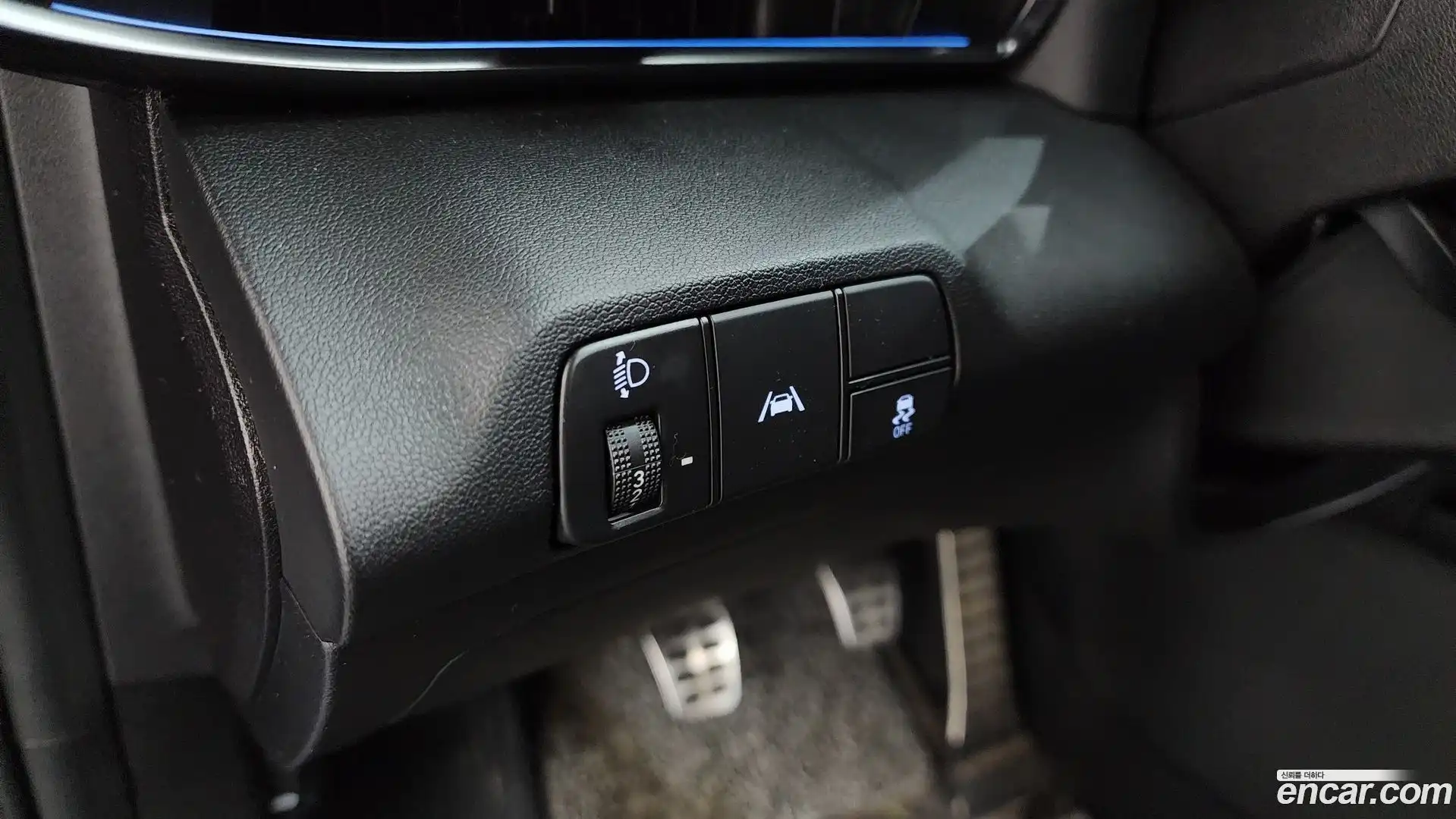 AVANTE Hyundai 2021.5-OPTION-041