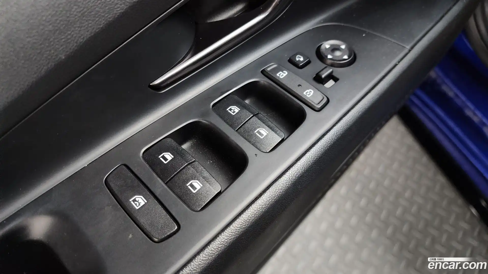 AVANTE Hyundai 2021.5-OPTION-042