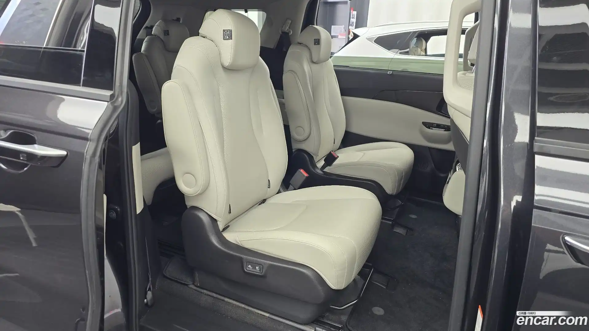 Canival Kia 2021.3-OPTION-015