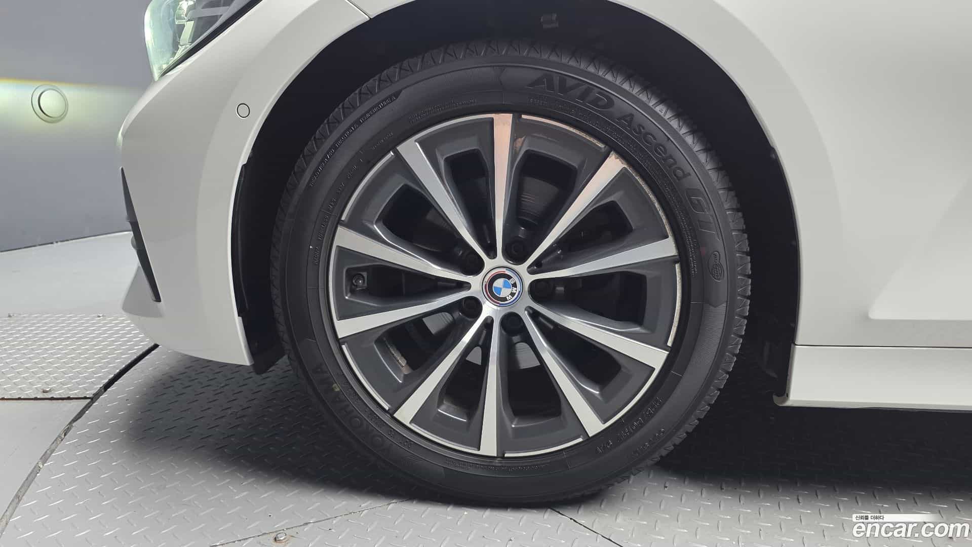 3-Series BMW 2019.11-OUTER-005