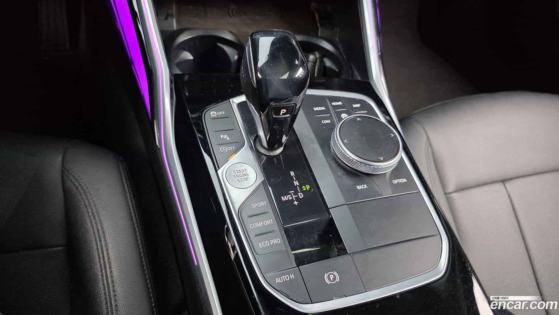 3-Series BMW 2019.11-INNER-009