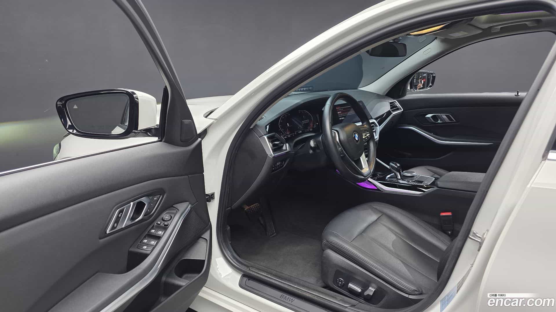 3-Series BMW 2019.11-INNER-010