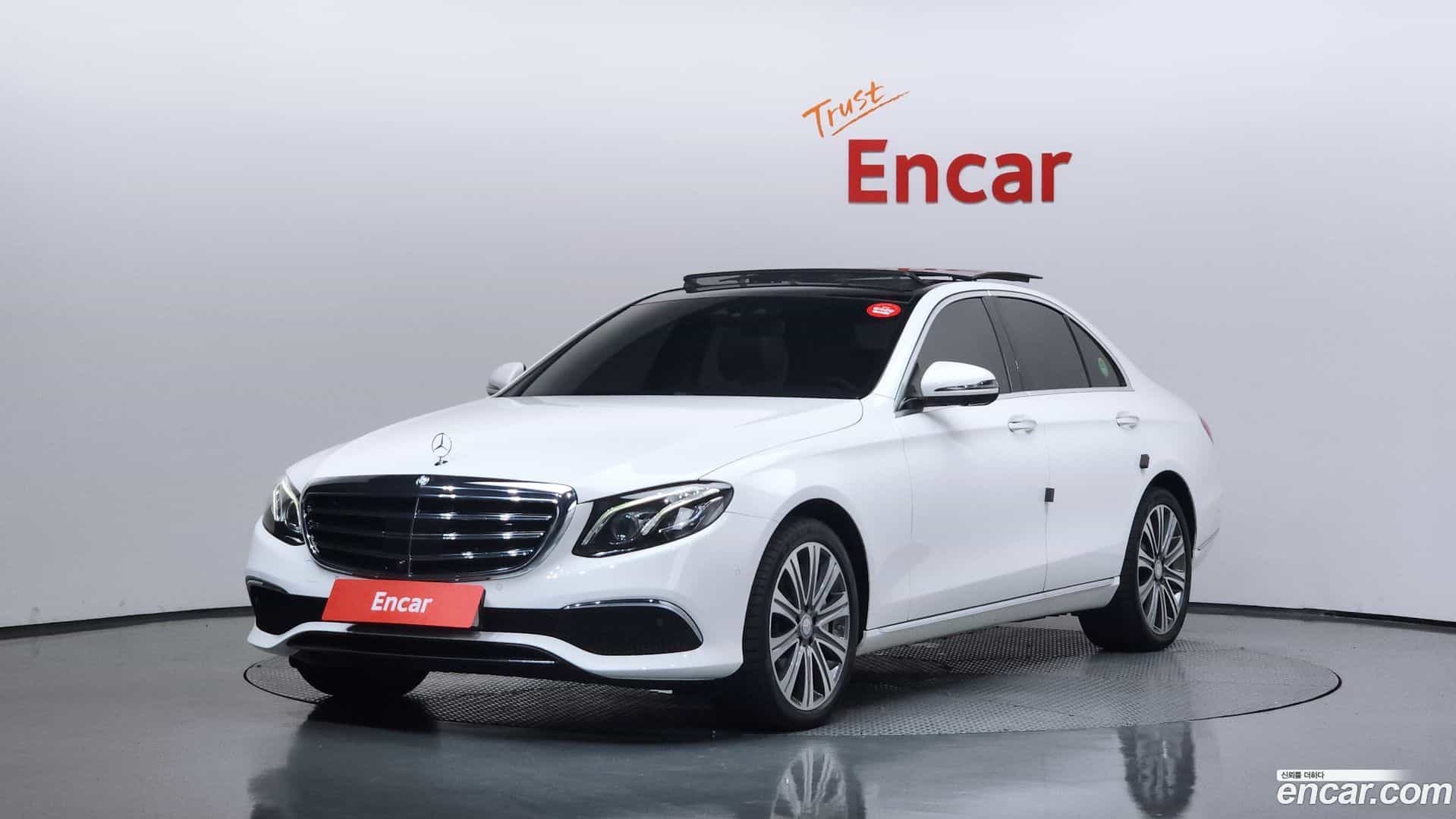 E-Class Mercedes-Benz 2017.0-OUTER-001