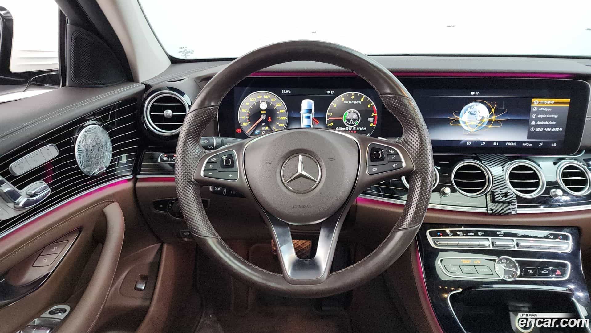 E-Class Mercedes-Benz 2017.0-OPTION-017