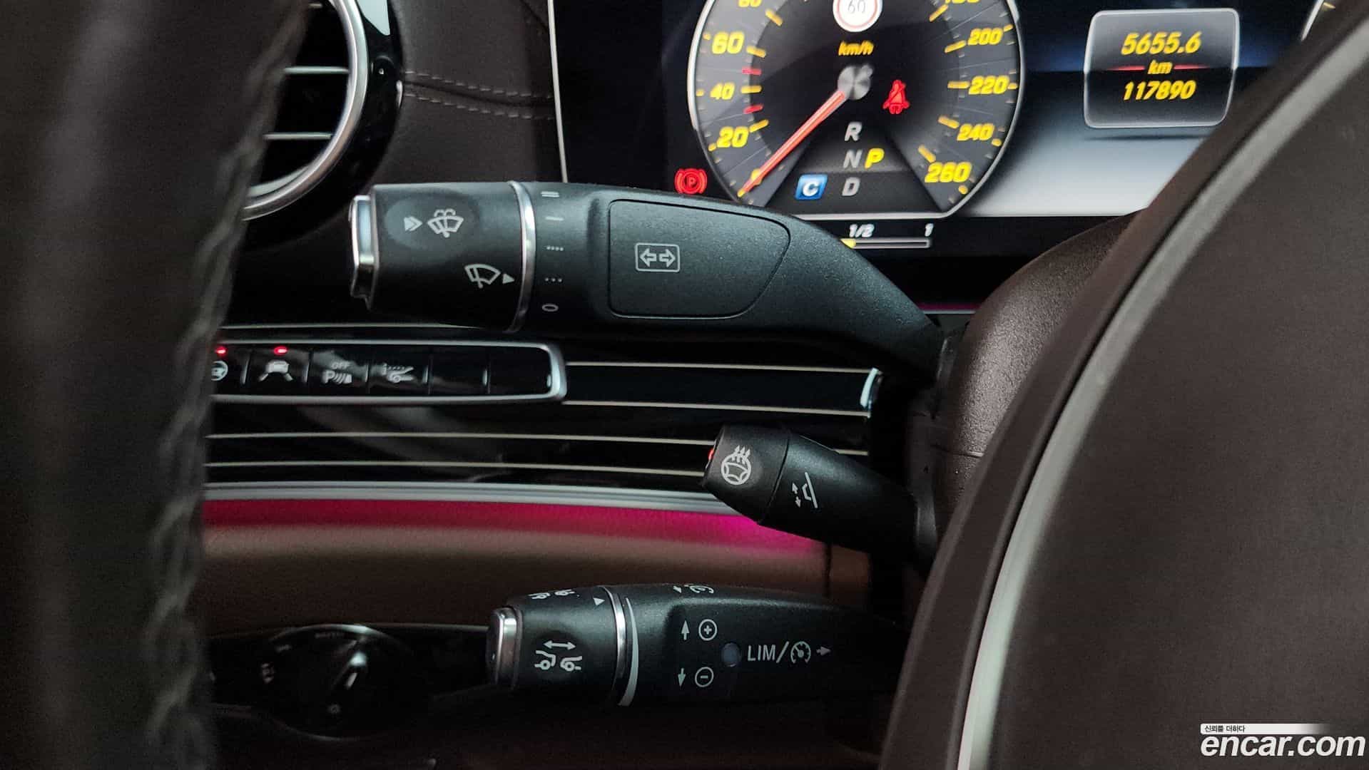 E-Class Mercedes-Benz 2017.0-OPTION-019