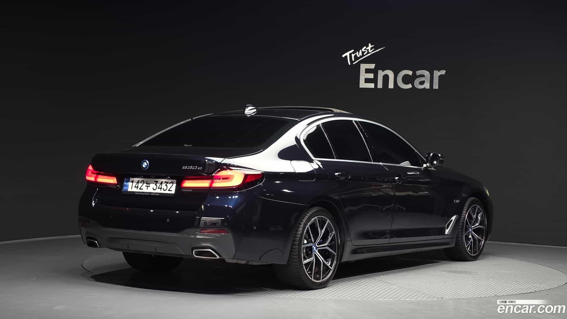 5-Series BMW 2022.4-OUTER-002