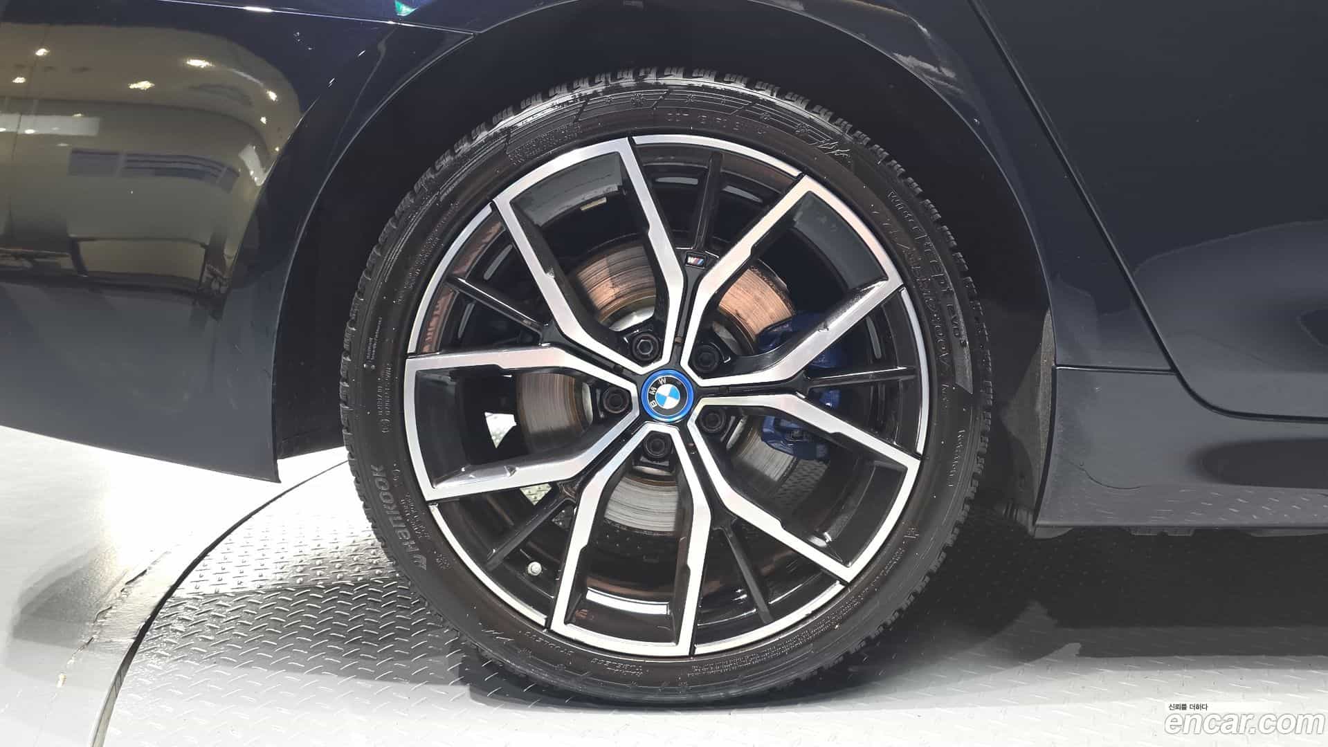 5-Series BMW 2022.4-OUTER-005