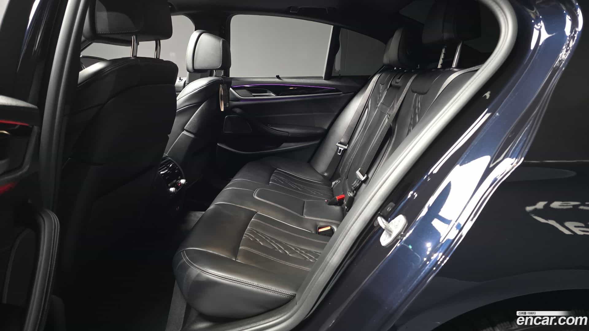 5-Series BMW 2022.4-OPTION-016