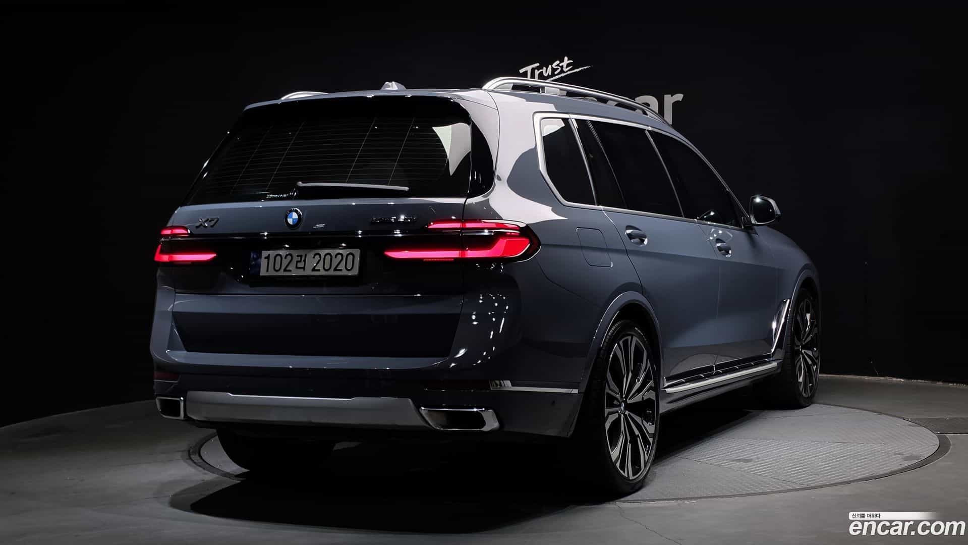 X7 BMW 2023.4-OUTER-002