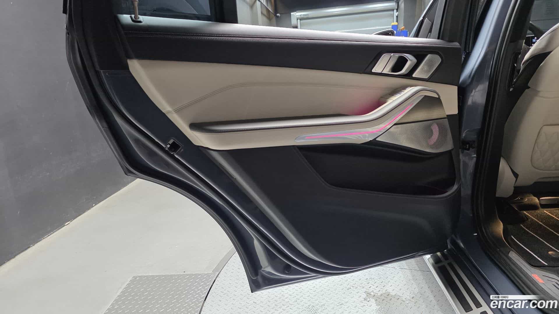 X7 BMW 2023.4-INNER-035