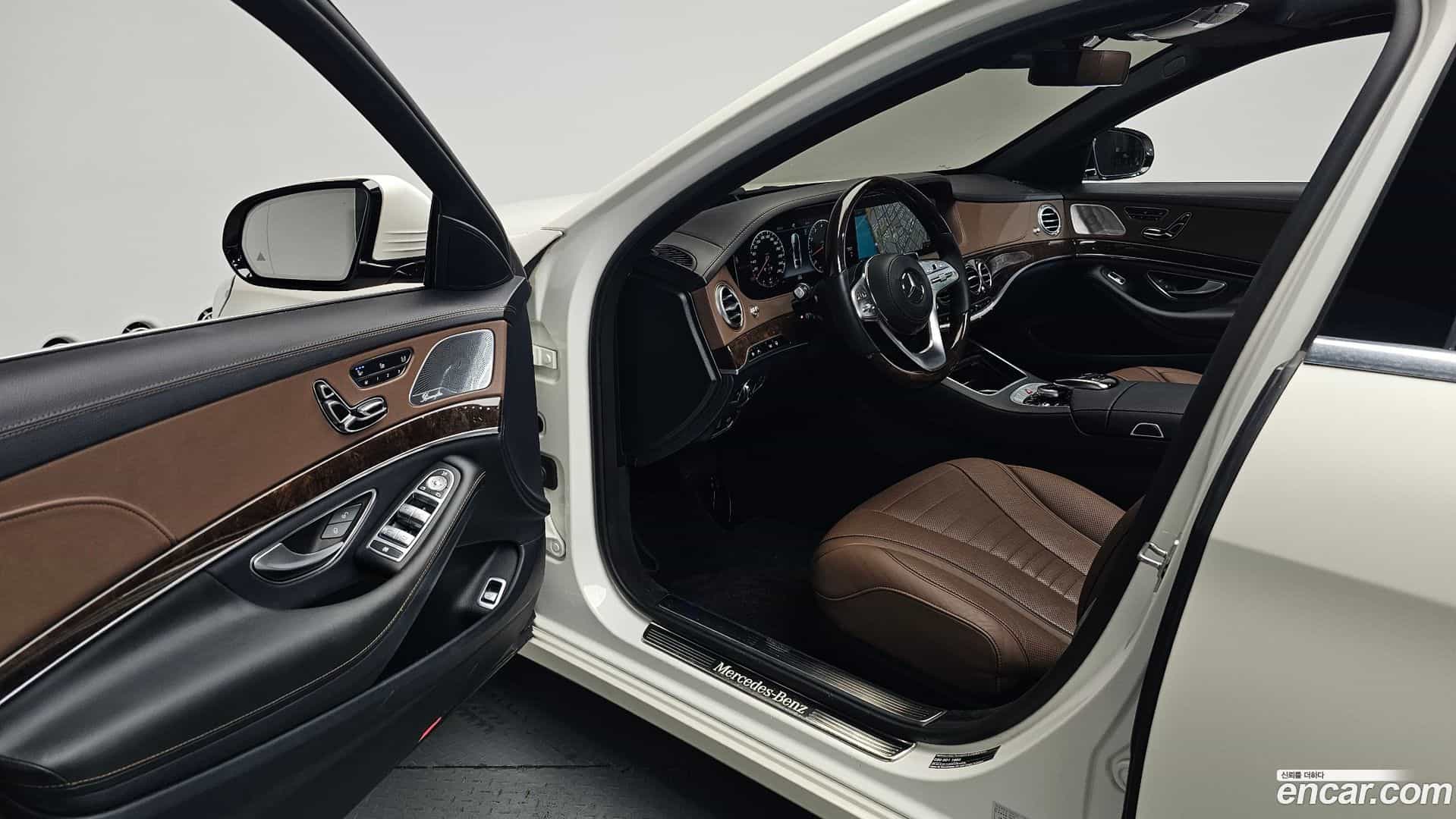 S-Class Mercedes-Benz 2018.4-INNER-010