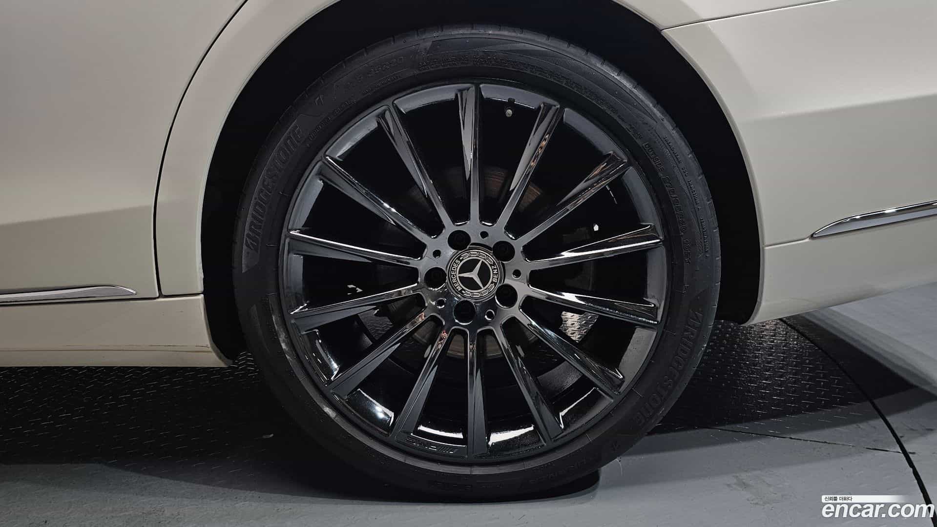 S-Class Mercedes-Benz 2018.4-OUTER-031