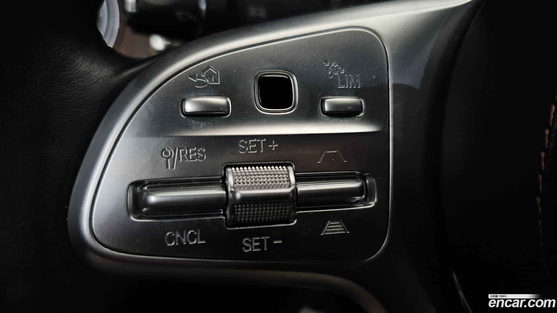 S-Class Mercedes-Benz 2018.4-OPTION-044