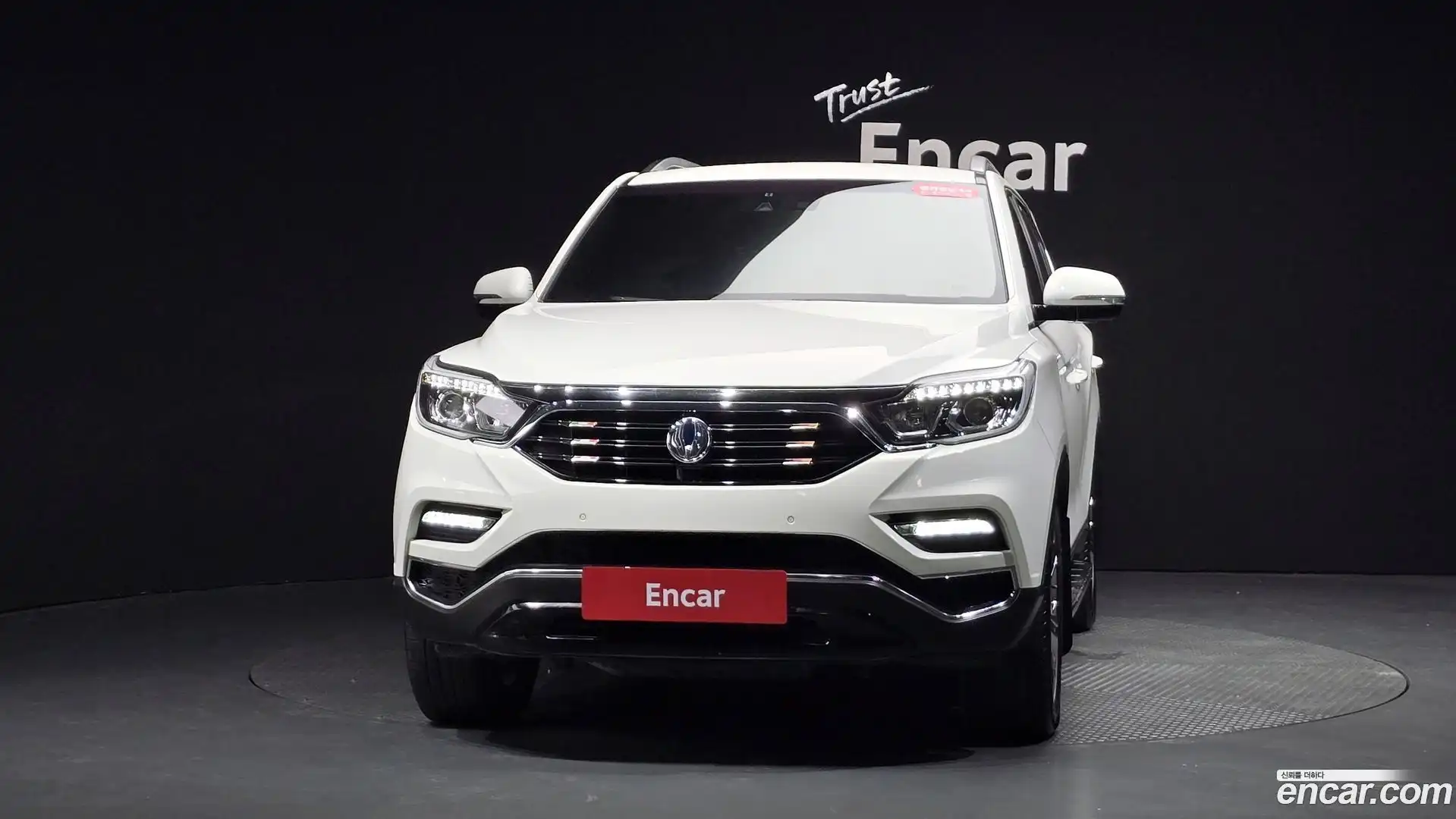 Rexton KG Mobility 2017.6-OUTER-003